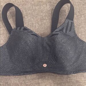 Livi Lane Bryant max support underwire black grey sport bra size 42C